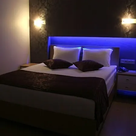 فندق Grand Ozturk نفسهير