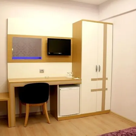 Grand Ozturk نفسهير