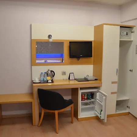 Grand Ozturk نفسهير